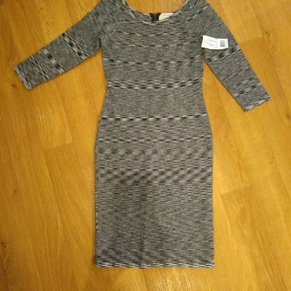Nicole miller Stretchable Sweater Dress